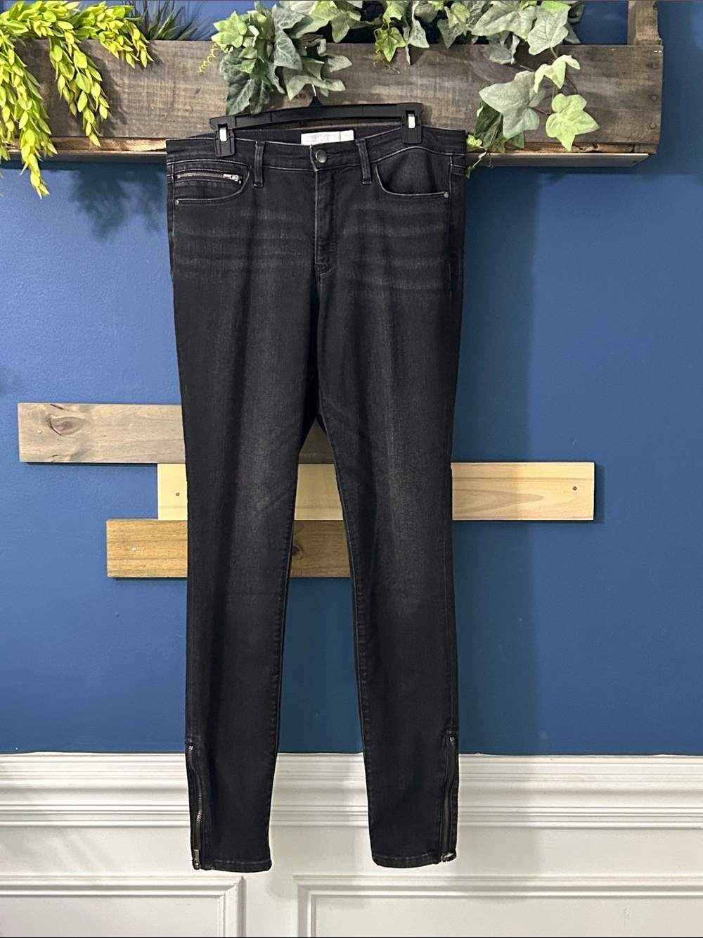 Athleta Sculptek Skinny Ankle Jeans HR, Pocket & Ankle Zippers 10Tall